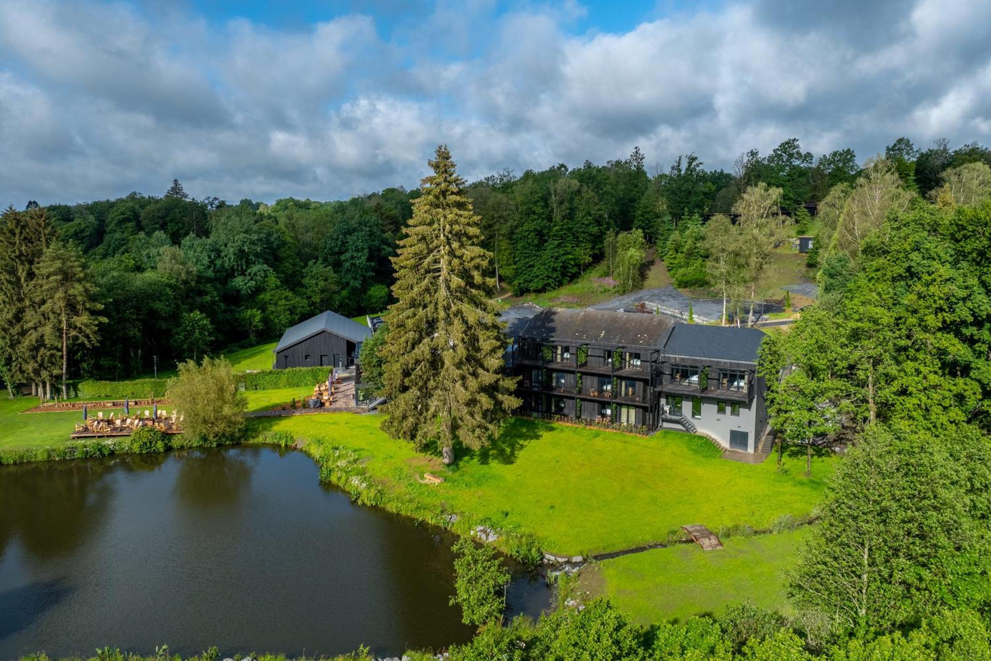 Hillview Resort Grandvoir Neufchâteau Exterior foto